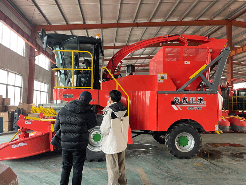 ہم اپنے بین الاقوامی صارفین کو ہم سے ملنے اور ذہین سائیلج ہارویسٹر مینوفیکچرنگ میں ہماری طاقت کا مشاہدہ کرنے کے لیے گرمجوشی سے خوش آمدید کہتے ہیں！