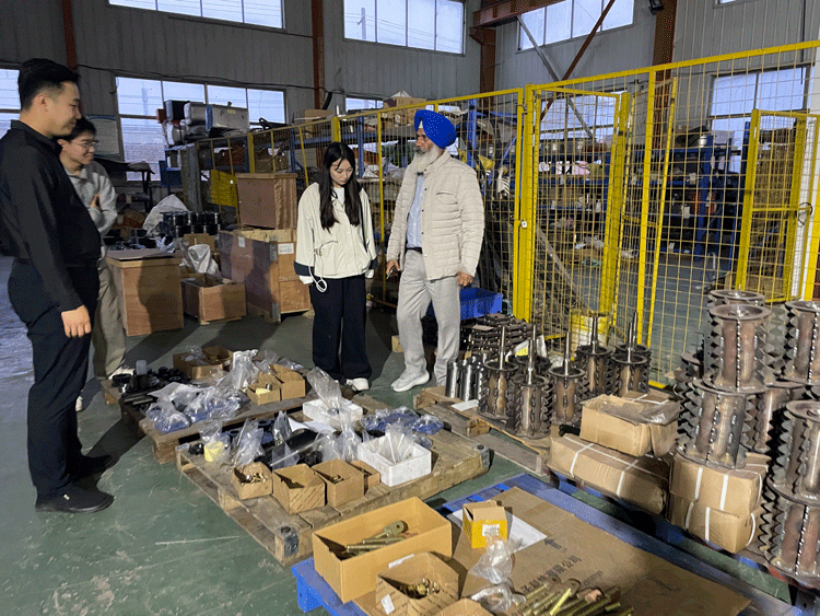 بین الاقوامی دوستوں نے دورہ کیا اور تعاون کے نئے مواقع تلاش کیے! بین الاقوامی دوستوں نے دورہ کیا اور تعاون کے نئے مواقع تلاش کیے!