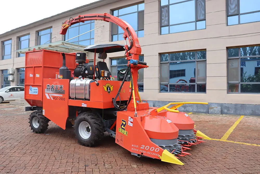 Welcome Yunnan Customers To Our Company To Order 4Qz-2000 Self-Propelled Green Fodder Harvester