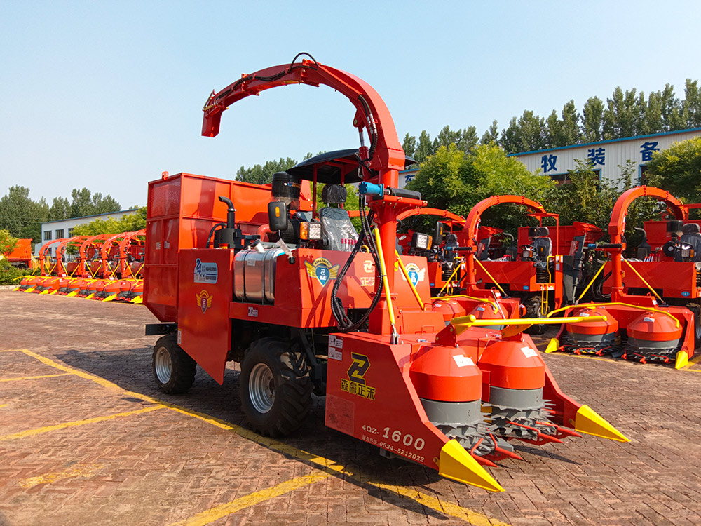 1.480m Self-Propelled Harvester 1.480m Self-Propelled Harvester