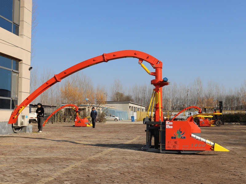 1.580 मीटर साइलेज हार्वेस्टर ट्रैक्टर मशीन, साइलेज कॉर्न मशीन बिक्री के लिए उपलब्ध है