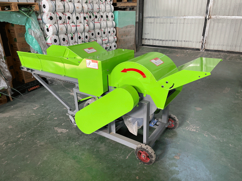Straw Grass Chopper Animal Feed Crusher Machine in China