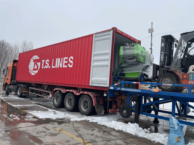 Vận chuyển container máy đóng kiện thức ăn gia súc Senrui!