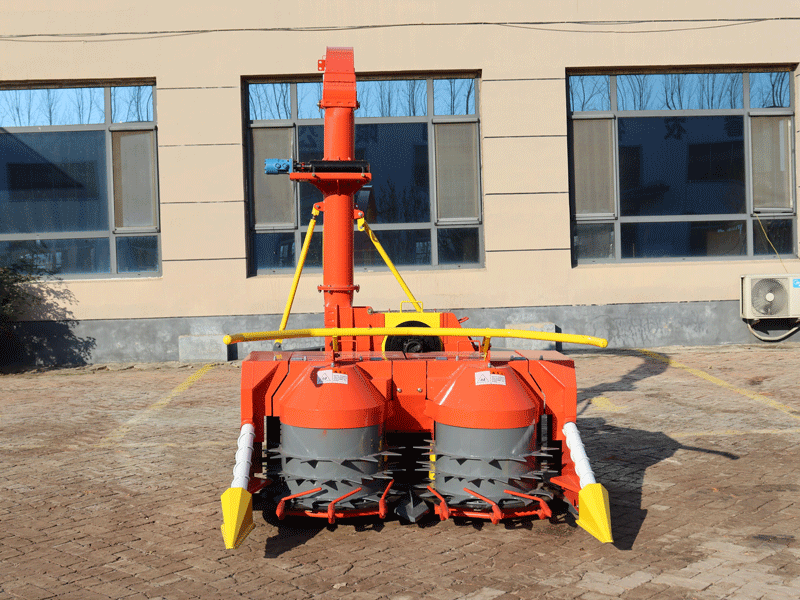 1.580 मीटर साइलेज हार्वेस्टर ट्रैक्टर मशीन, साइलेज कॉर्न मशीन बिक्री के लिए उपलब्ध है