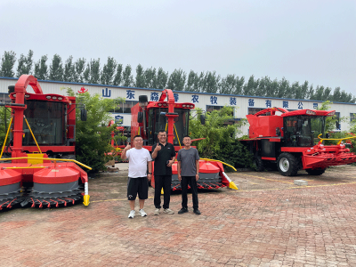 Máquina de ensilaje Senrui: ¡Ayudando al desarrollo de la agricultura y la ganadería!