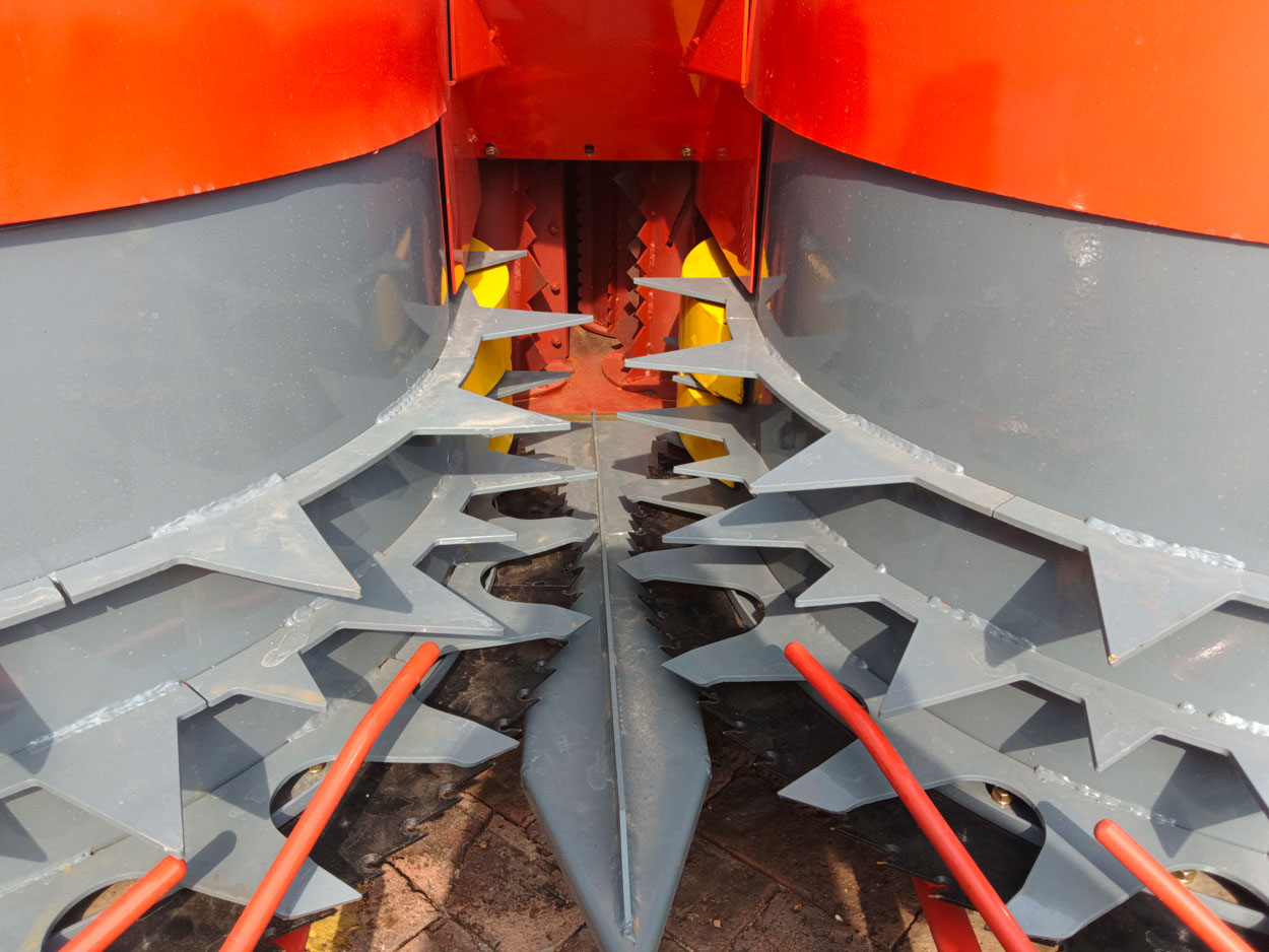 2.620 Silage Harvester Machine 2.620 Silage Harvester Machine