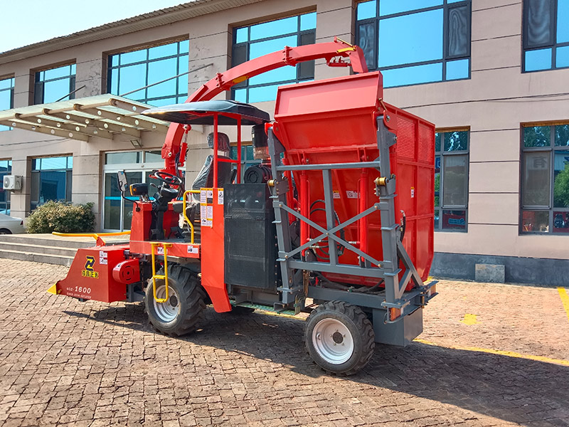 1.480m Self-Propelled Harvester 1.480m Self-Propelled Harvester