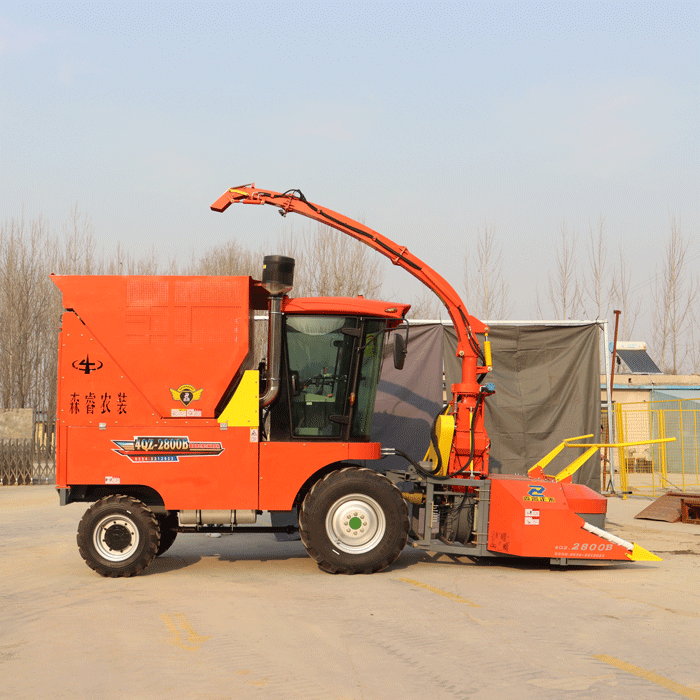 Máy gặt cỏ bánh xe 2.620m