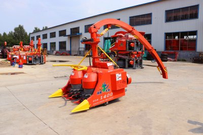 1.270m Tractor Mounted Maize Harvester