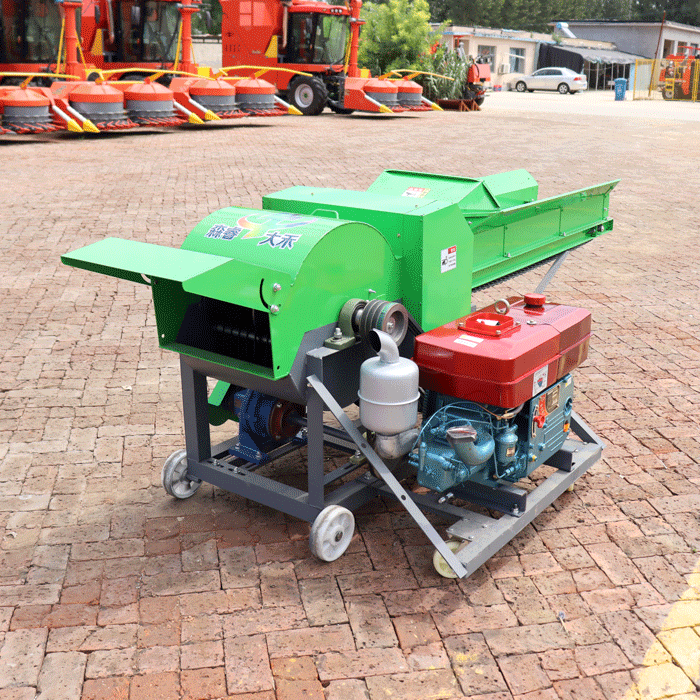 Farm Diesel Engine Straw Mini Animal Feed Silage Grass Chopper Cutting