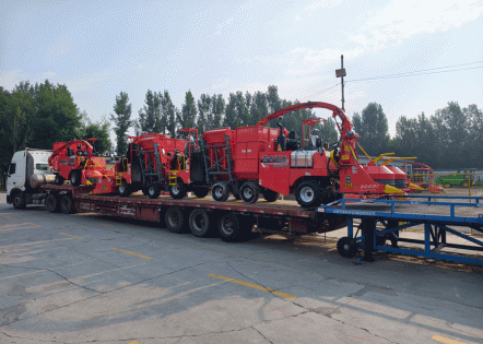 Ready For Delivery: Senrui 4QZ-2000C Silage Harvester Ships Fully Assembled—Boosting Efficiency For Livestock Farms!