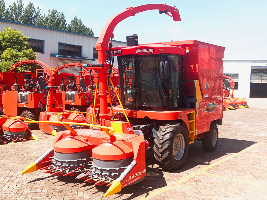 Self Propelled Forage Harvester Self Propelled Forage Harvester