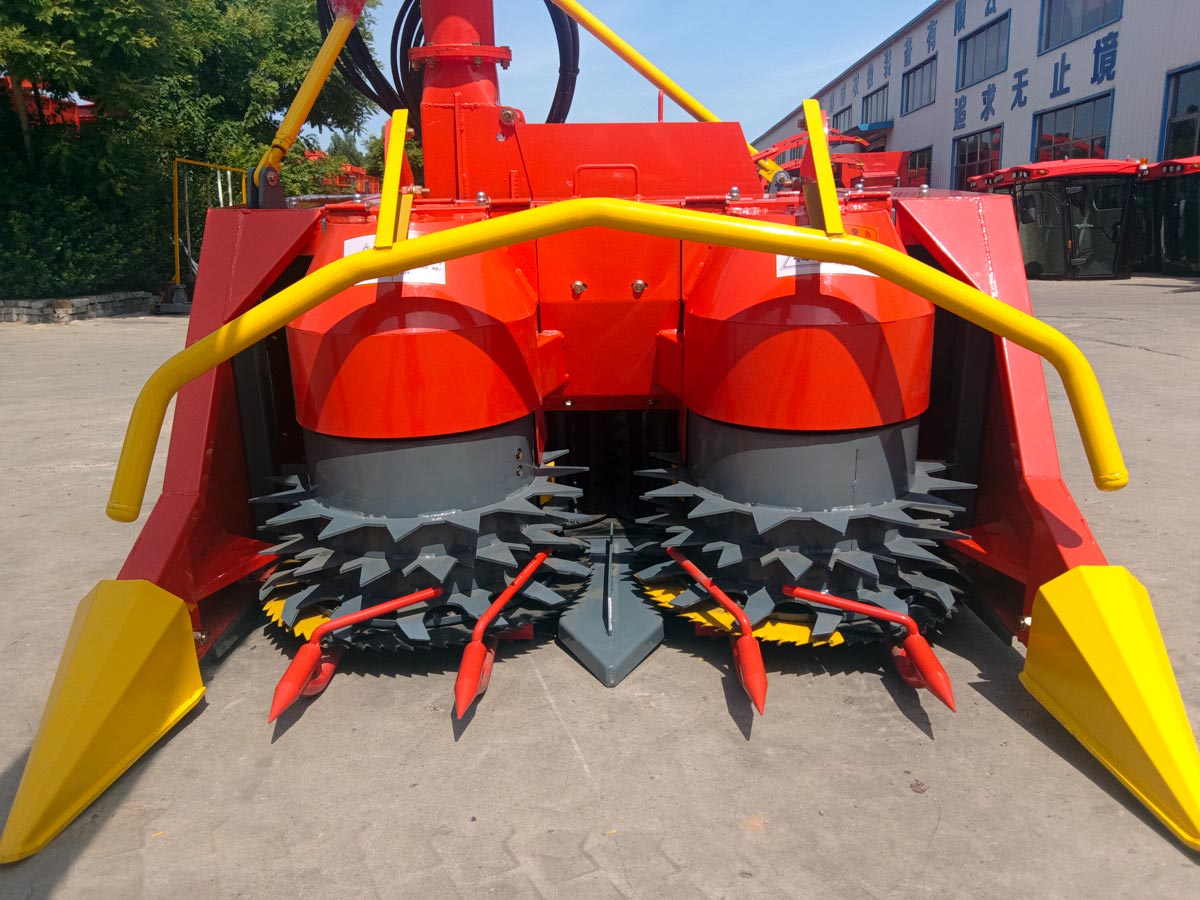 1.270m Front Mounted Silage chopper 1.270m Front Mounted Silage chopper