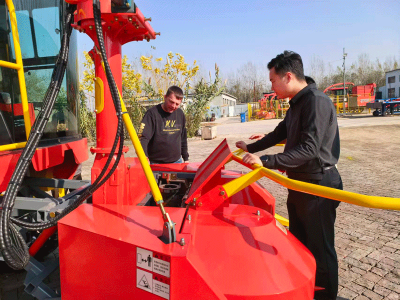हम निरीक्षण और सहयोग के लिए हमारी कंपनी का दौरा करने के लिए ग्राहकों का स्वागत करते हैं! हम निरीक्षण और सहयोग के लिए हमारी कंपनी का दौरा करने के लिए ग्राहकों का स्वागत करते हैं!