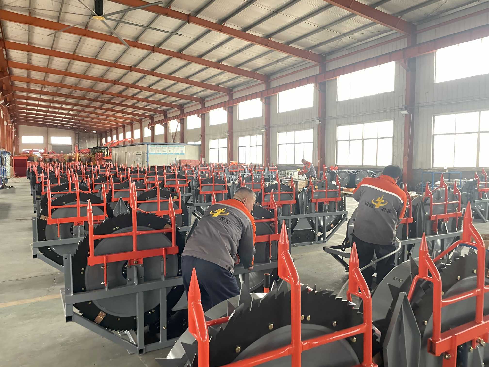 ¡Damos una cálida bienvenida a los clientes para que visiten nuestra empresa! ¡Damos una cálida bienvenida a los clientes para que visiten nuestra empresa!