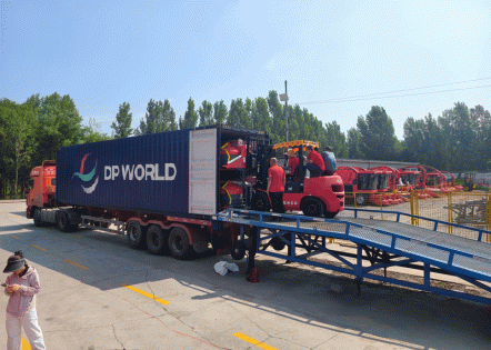 Senrui Silage Harvesters Are Fully Assembled And Ready For Export!