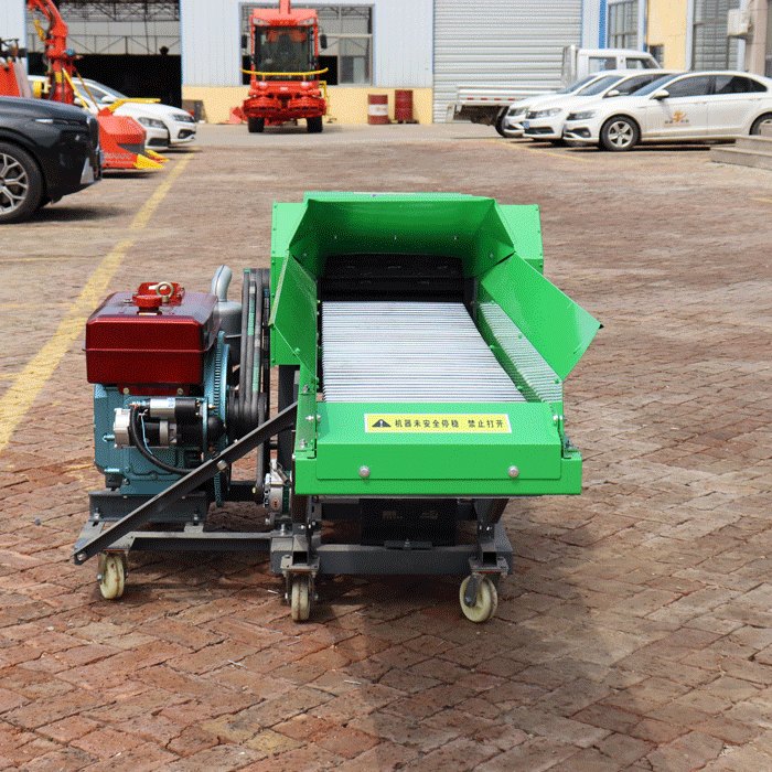 Farm Diesel Engine Straw Mini Animal Feed Silage Grass Chopper Cutting