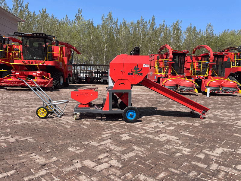 Máy gặt đập liên hợp thu hoạch thức ăn gia súc ủ chua Senrui 4QX-1800 dễ vận hành, đạt chuẩn SGS, tốt nhất hiện có sẵn.