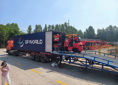 Senrui Silage Harvesters Are Fully Assembled And Ready For Export!