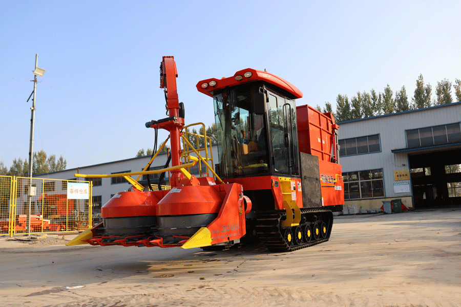 Máy thu hoạch rơm ngô Crawler 2.020m