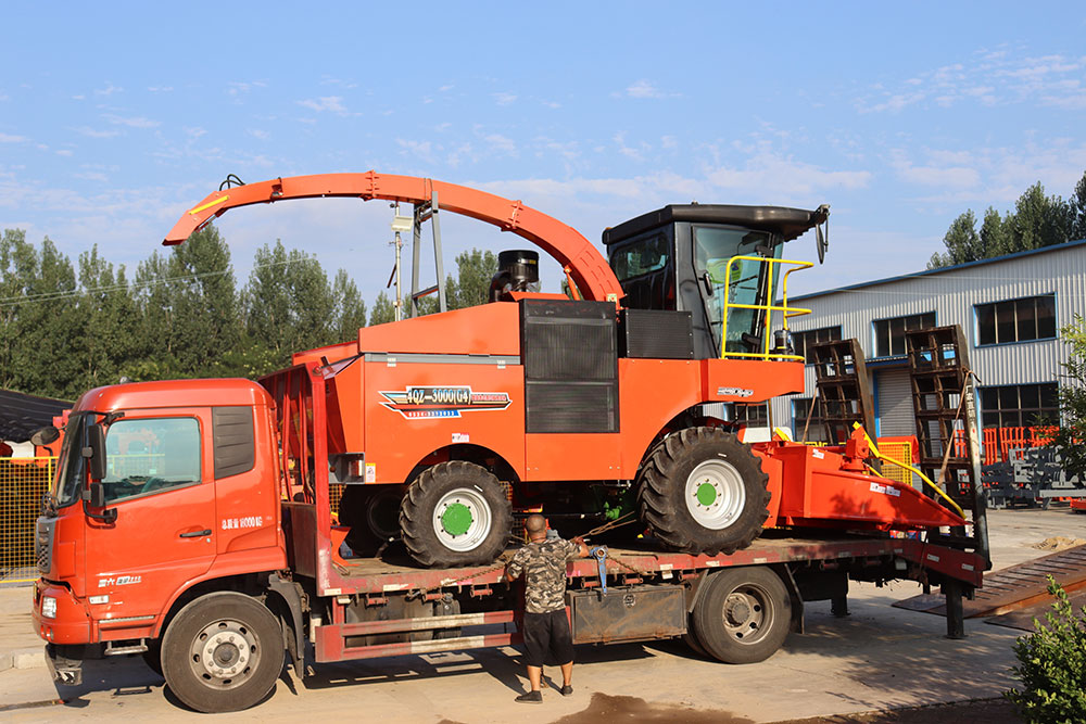 2.840m Self-Propelled Corn Feed Harvester 2.840m Self-Propelled Corn Feed Harvester