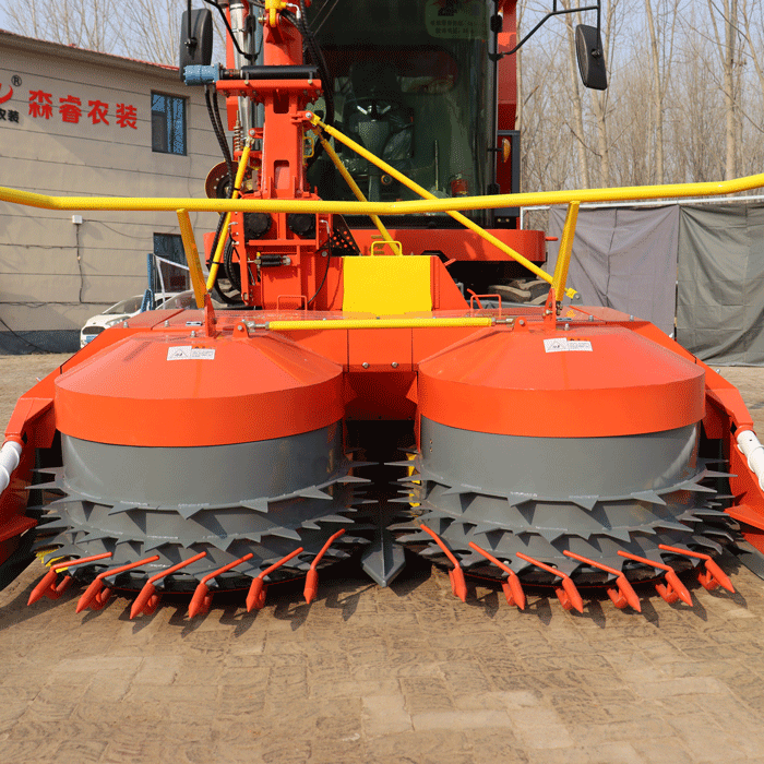 Máy gặt cỏ bánh xe 2.620m