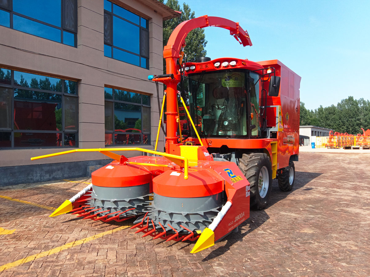 2.620m سیلف پروپلڈ سائیلج ہارویسٹر