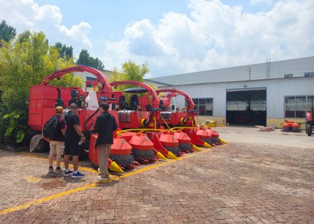 Overseas Clients Visit Shandong Senrui Agricultural And Livestock Equipment For A Tour And Inspection.