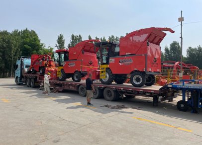 Máy Thu Hoạch Cỏ Ủ Chua Senrui Được Xếp Hàng Theo Lô | Chất Lượng Đảm Bảo Vụ Thu Hoạch Mùa Thu Ổn Định