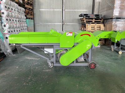Straw Grass Chopper Animal Feed Crusher Machine in China