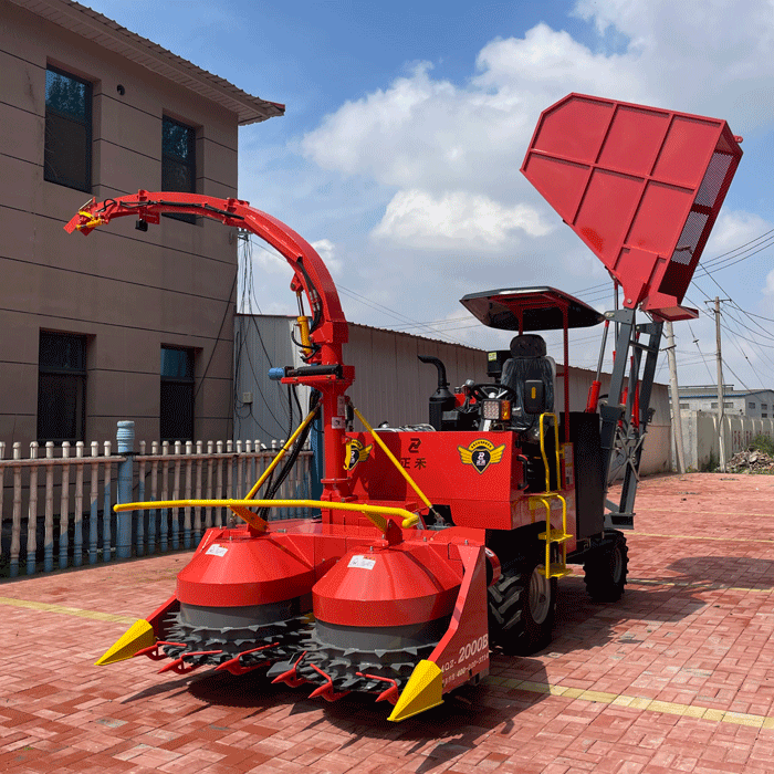 Máy gặt thức ăn gia súc nhỏ tự hành 2020m