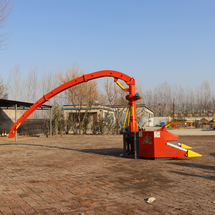 2220 मिमी ट्रैक्टर पीटीओ चालित साइलेज कटर मशीन 2220 मिमी ट्रैक्टर पीटीओ चालित साइलेज कटर मशीन