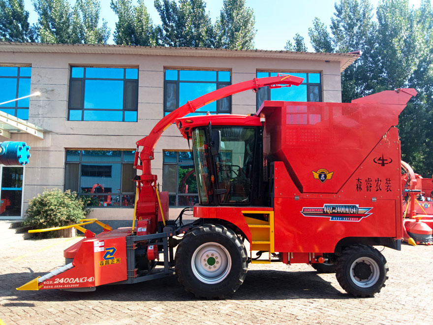Picadora de ensilaje autopropulsada de 2.220 m a la venta Picadora de ensilaje autopropulsada de 2.220 m a la venta