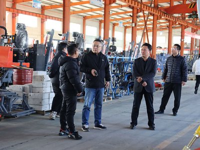 कृषि मशीनरी संवर्धन केंद्र के नेताओं का दौरा करने के लिए स्वागत है