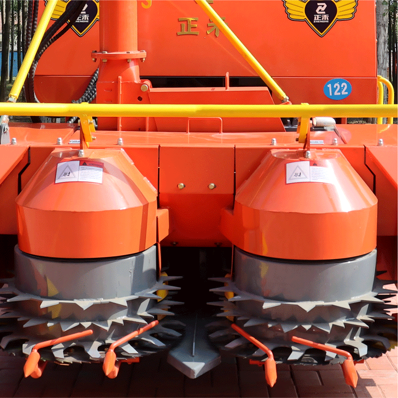 1.480 Máy thu hoạch thức ăn gia súc tự hành