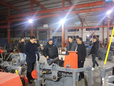 Chào mừng bạn bè nước ngoài đến thăm và kiểm tra công ty của chúng tôi.