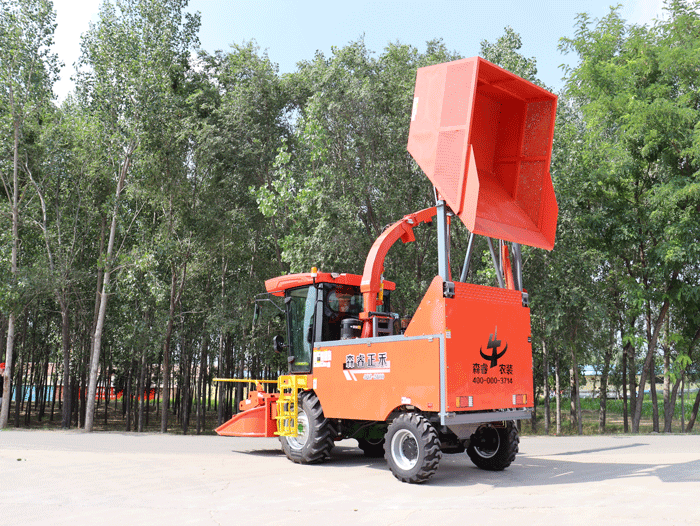 2.050m Wheeled Corn And Alfalfa Straw Forage Harvester