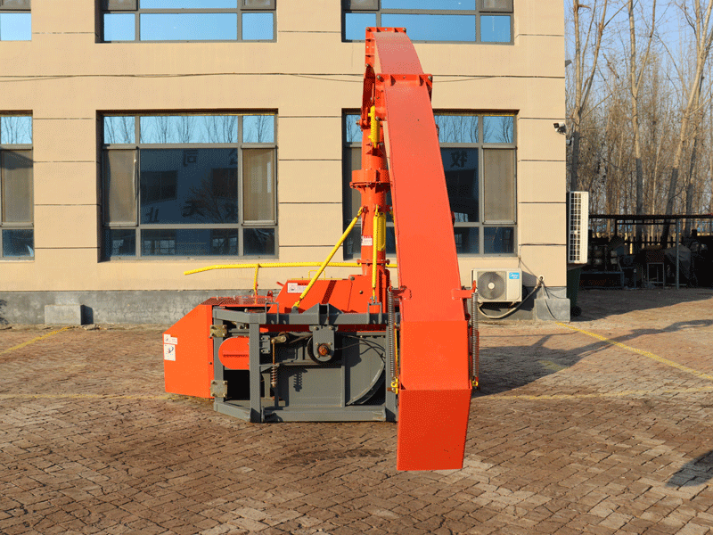 सीई प्रमाणन के साथ 2620 मिमी प्रीमियम गुणवत्ता वाली डीजल इंजन साइलेज मशीन